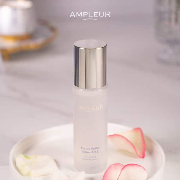 Nước hoa hồng trắng da Luxury White Lotion AO II 1 Nuoc hoa hong Luxury White AO II