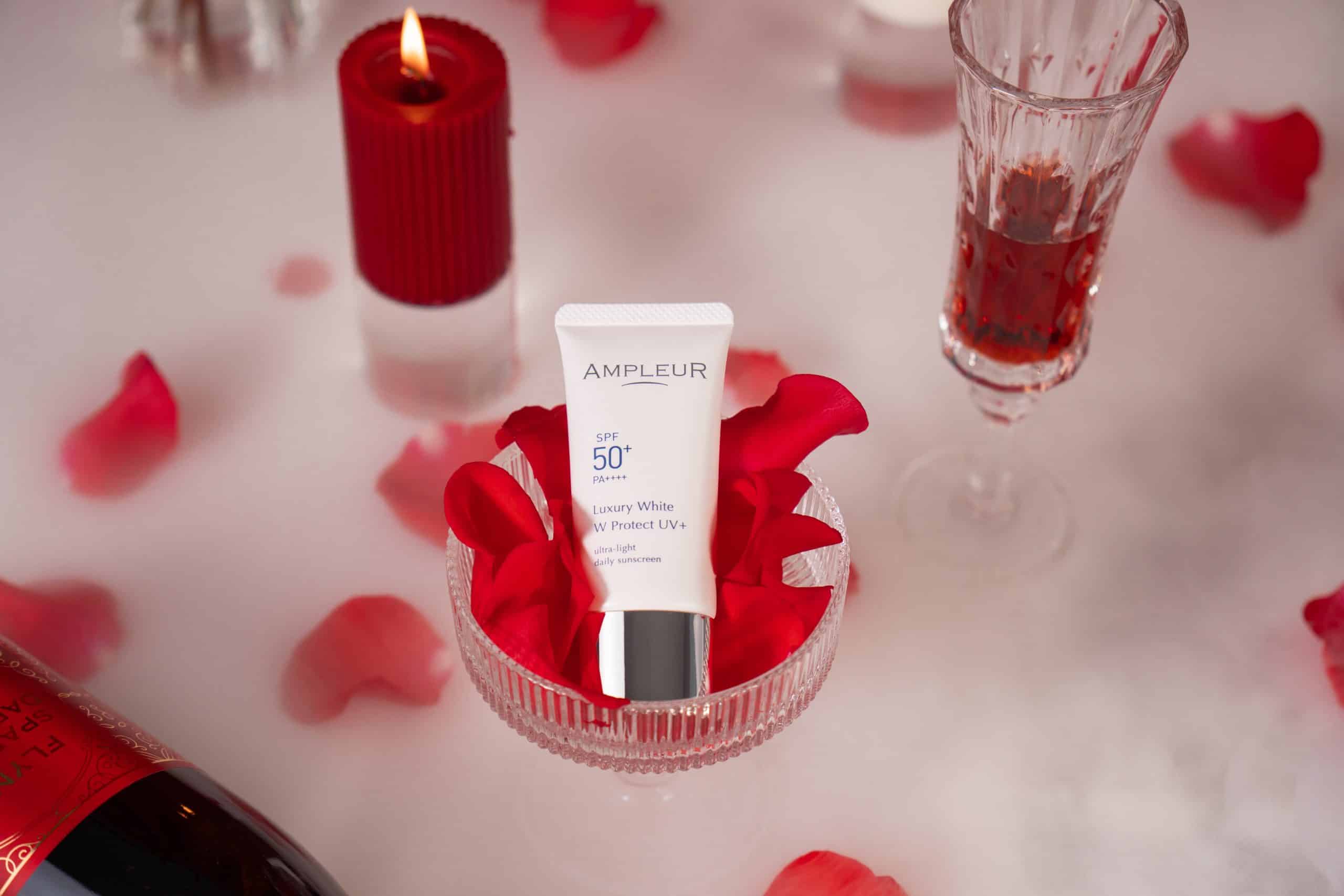 4 dòng kem chống nắng Ampleur tốt nhất hiện nay: đâu là chân ái? 4 Kem chống nắng Ampleur UV+ (Luxury White W Protect UV+)