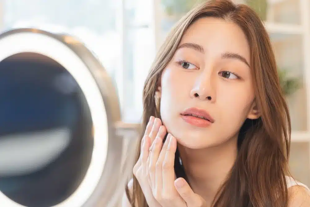3 Bí quyết khóa ẩm cho da tự nhiên mùa thu đông 2 Thấu hiểu cơ chế giữ ẩm tự nhiên của làn da