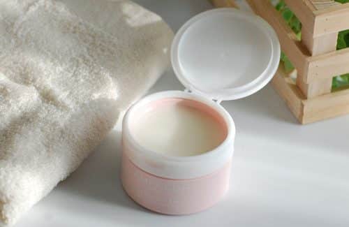 Khám phá cảm giác khi sử dụng sáp tẩy trang Cleansing Balm!